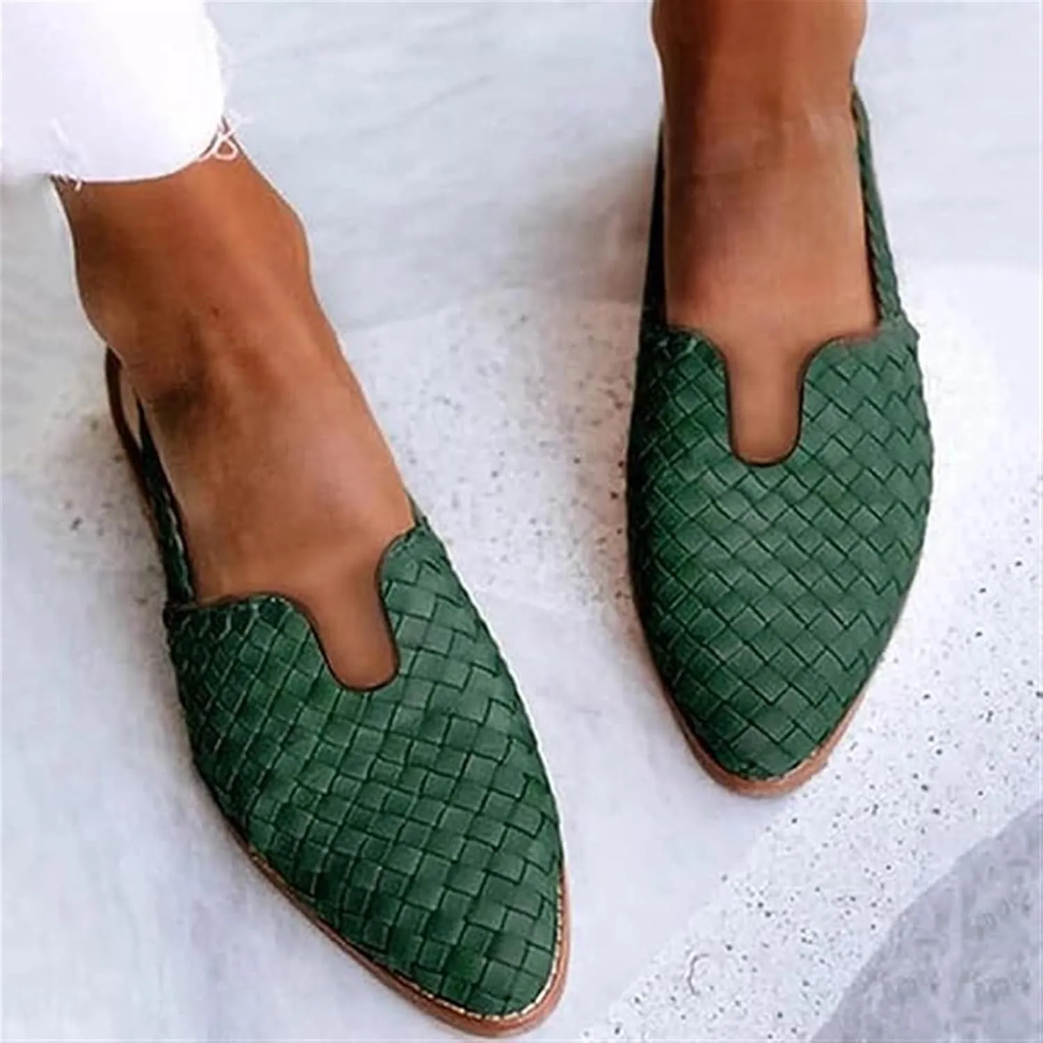 Adjustable Buckle Braided Sandals for Womens Comfortable Pointed Toe Closed Toe Slip On Cut Out Flats Mule Shoe Lightweight Wear-Resistant Daily Loafer