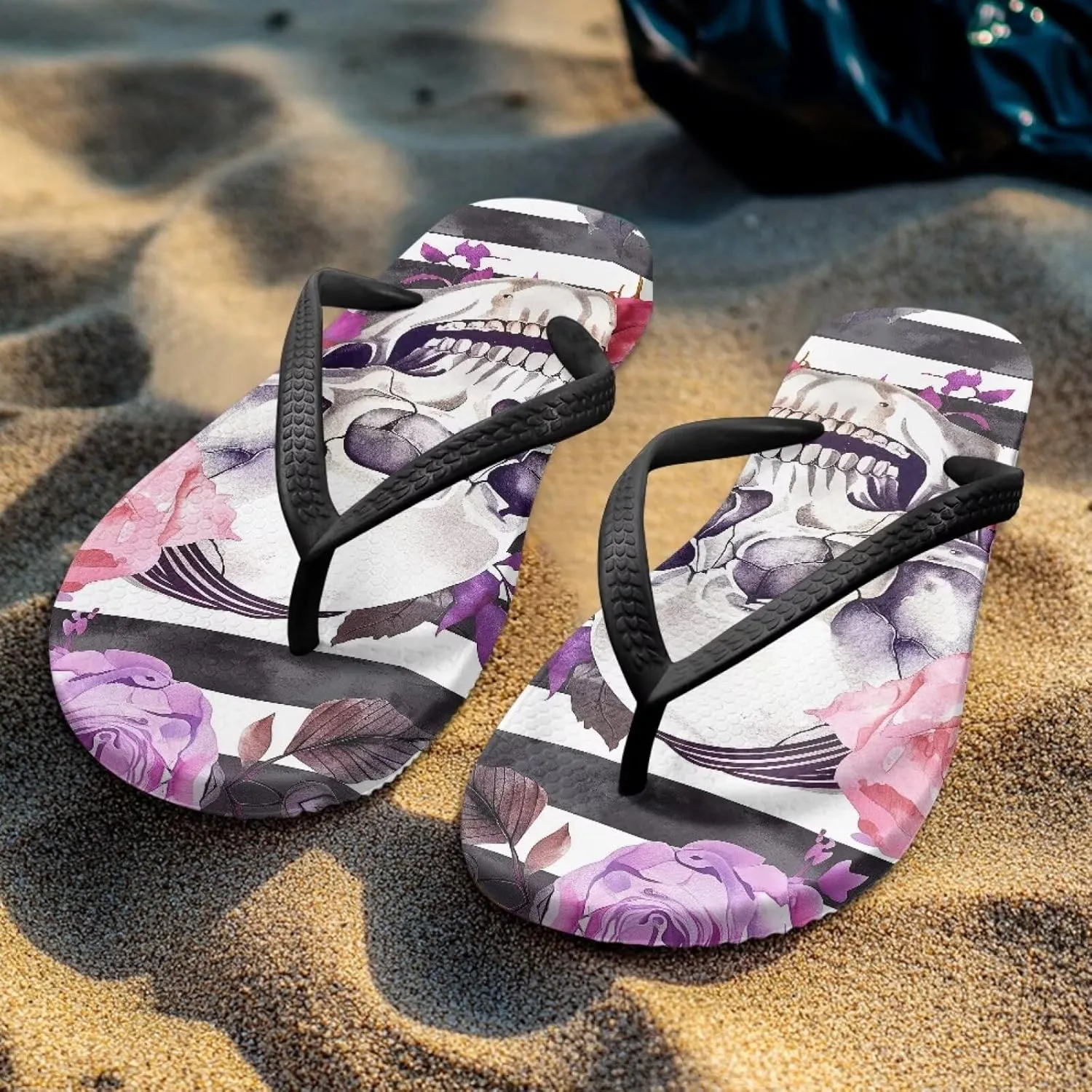 Binienty Women's Skull Pattern Flip Flops Flat Cushion Foam Thong Sandals Beach Dressy Non Slip Walking Slipper Shoe