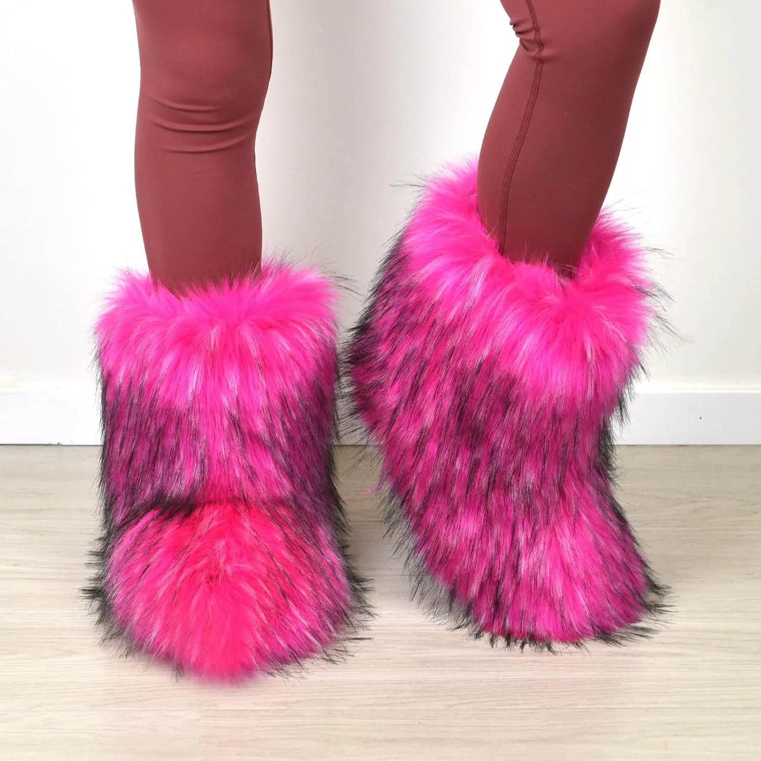 Fashion Fur Boots,Flat Heel Comfy Plush Warm Snow Booties,2025 Winter Outdoors Furry Boots,Mid-Calf Faux fur Boot for Women.