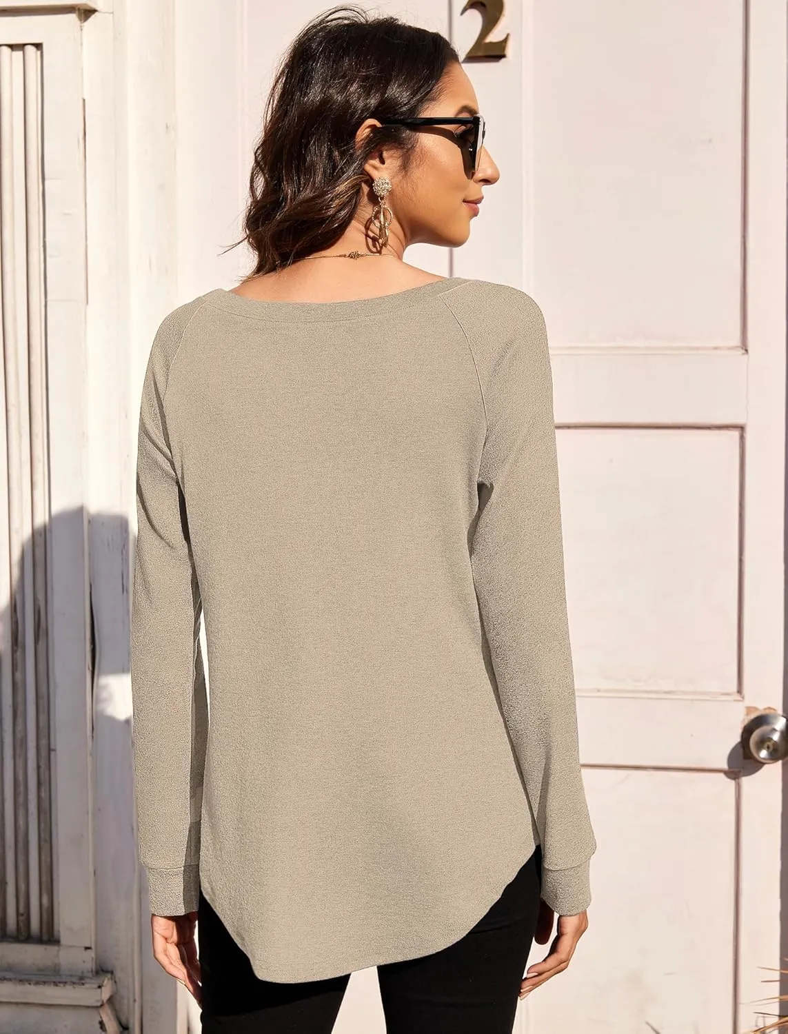 Halife Women's Lightweight Color Block Long Sleeve Loose Fit Pullover Sweatshirts Tunics Tops Shirts