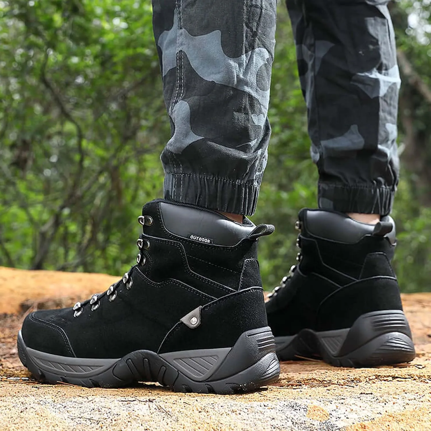 Large size outdoor ultra light military boots, high top mountaineering workwear boots