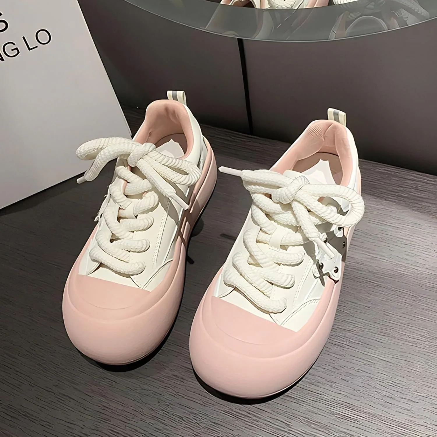 Quirky Cute Star Patch Chunky Sneakers for Women, Preppy Y2K Cute Platform Shoes, Height Boost All Season Wear