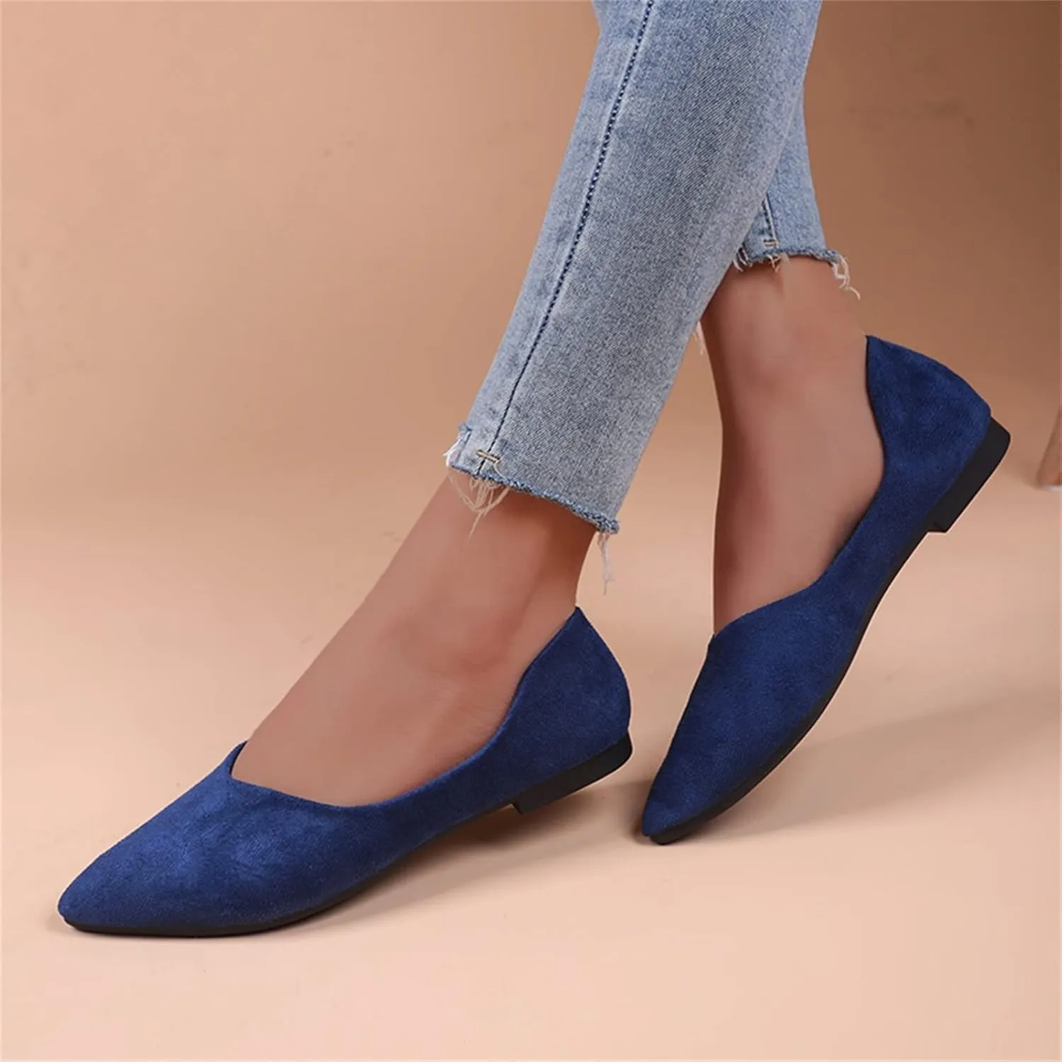 Suede Flat Shoes for Women Comfort Slip On Loafers Pointed Toe Ballet Flats Shoes Casual Dress Shoe Nude Flats