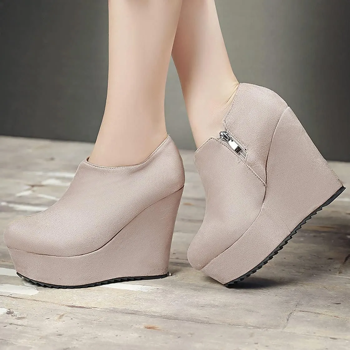 UniqueStride Women High Heel Wedge Short Ankle Boots Fashion Platform Zip up Faux Suede Ankle Booties