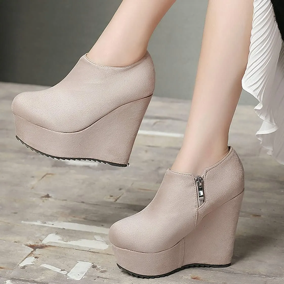UniqueStride Women High Heel Wedge Short Ankle Boots Fashion Platform Zip up Faux Suede Ankle Booties
