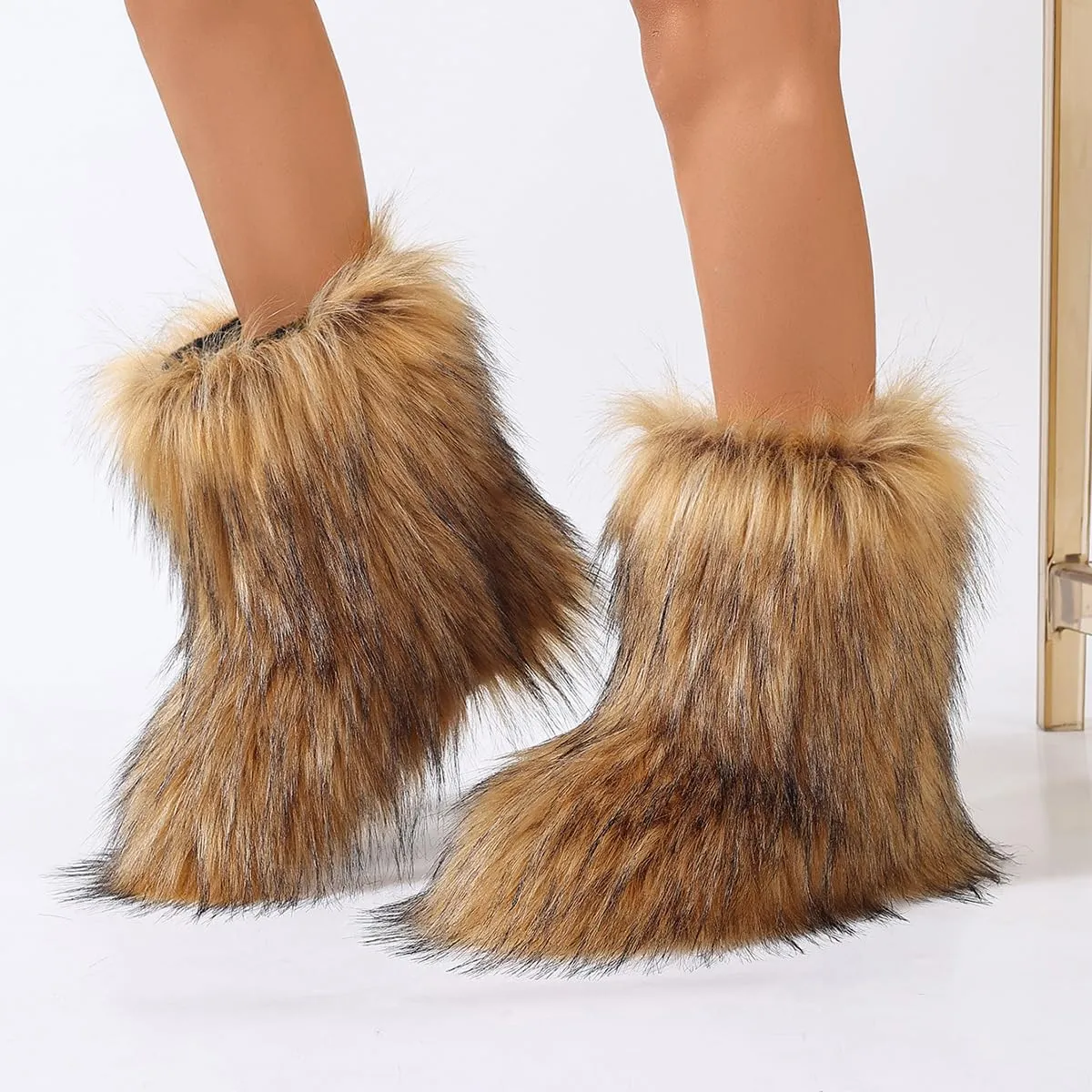 UOQAPRE Faux Fur Boots for Women Snow Boots Fuzzy Leg Warm Boots Furry Mid-Calf Boots Warm Comfortable Outdoor Flat Shoes