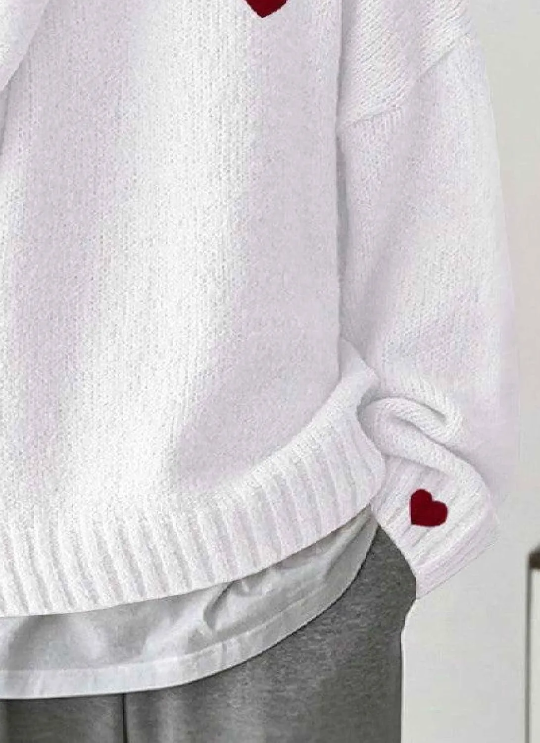 Women's 2024 Fall Fashion Long Sleeve Pullover Knit Heart Shaped Printed Sweaters Trendy Outfits